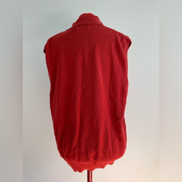 Lightweight Sweater Vest - Picture 2 of 2